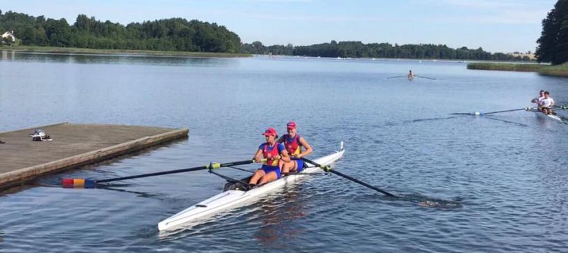 Echipajul feminin 8+1 al României intră în finala de duminică din cadrul Campionatului Mondial de Juniori