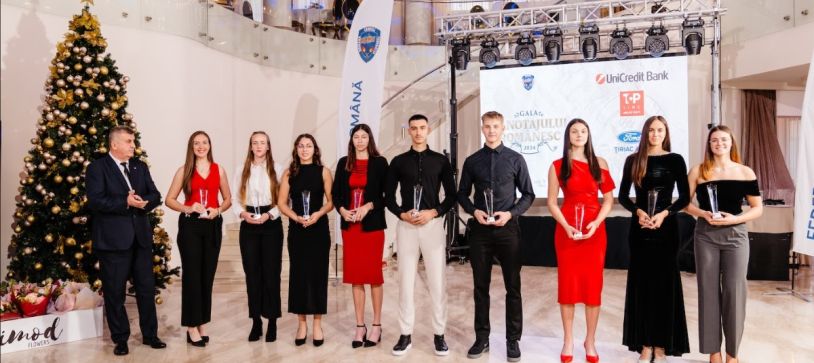 Cei mai buni sportivi ai anului, premiați la Gala Canotajului Românesc 2024