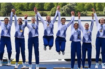 Marian Florian Enache, Andrei Sebastian Cornea, Simona Geanina Radiș, Amalia Bereș, Adriana Adam, Maria Lehaci, Nicoleta Ancuța Bodnar, Roxana Iuliana Anghel, Ionela Livia Cozmiuc și Gianina Elena Van Groningen vor primi titlul de „Cetățean de onoare” al municipiului Craiova