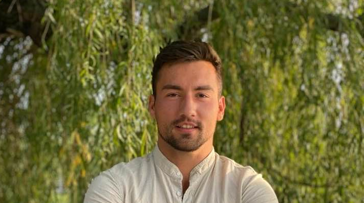 Zambet de campion – Bogdan Baitoc la Clinica Implantologie Dr. Lorelei Nassar